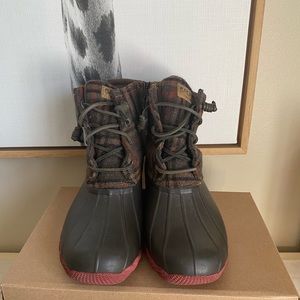 Sperry duck boots